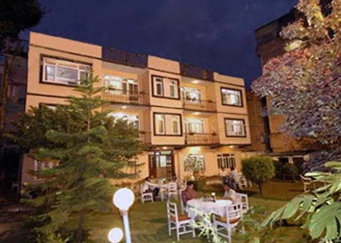 Acme Guest house 2*